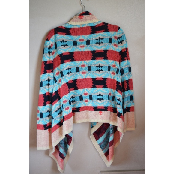 Patterned High-Low Cardigan - Picture 4 of 4